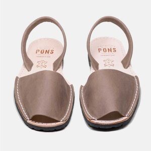 Pons Avarcas Taupe Leather Sandals US 10